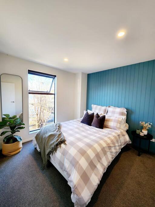 Central Home With Internal Garage - Close To Cbd! Christchurch Exterior foto